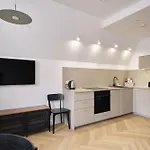 Solny Square Apartament 3*