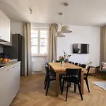 Solny Square 3*