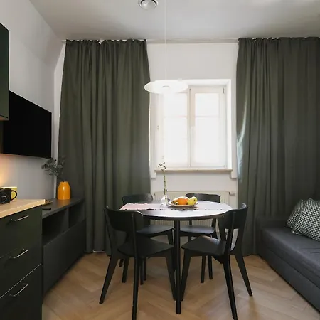 Apartamento Solny Square 3*