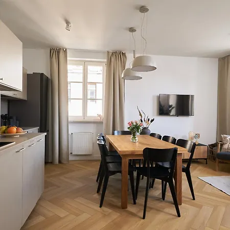 Solny Square 3*