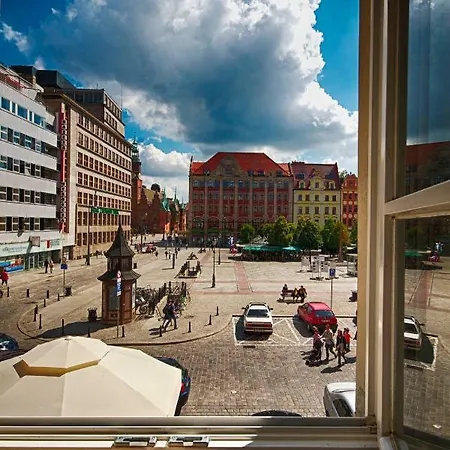 Solny Square 3*