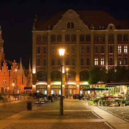 Lägenhet Solny Square 3*