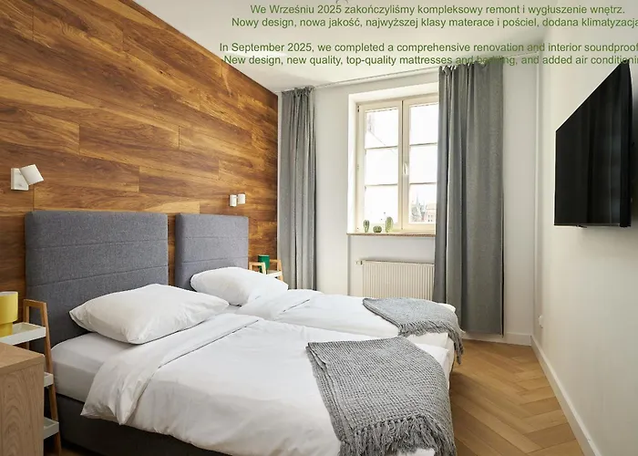 Leoapart Solny Square